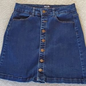 Short Wax Jean skirt